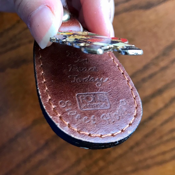 Leather Keychain NIB - Picture 3 of 6